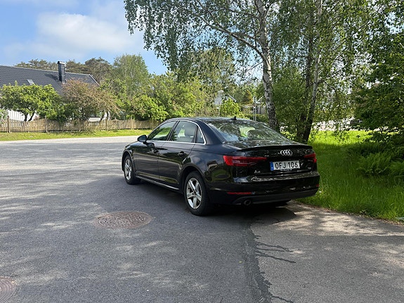 Audi A4 5 of 18