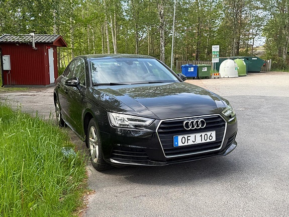 Audi A4 9 of 18