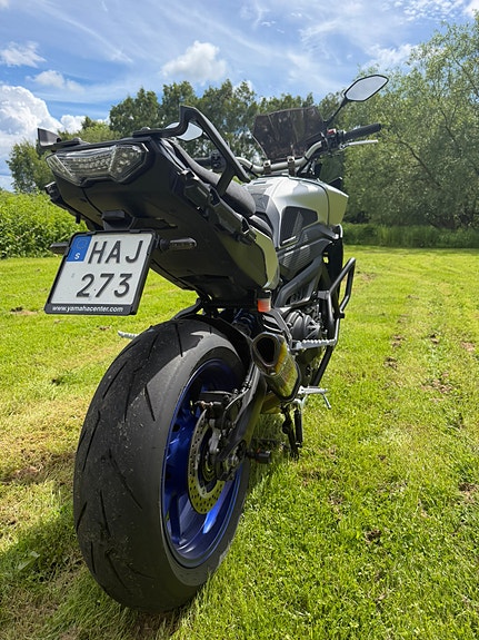 Yamaha MT-09 tracer 900 7 of 8