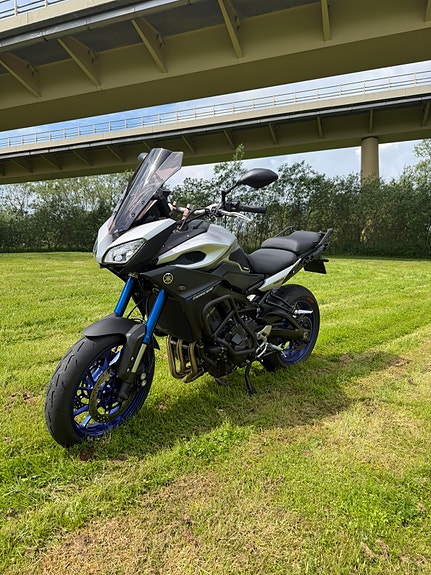 Yamaha MT-09 tracer 900 3 of 8
