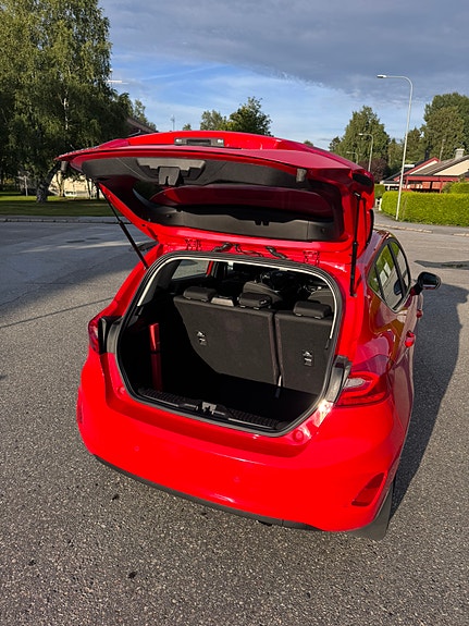 Ford Fiesta 4 of 11