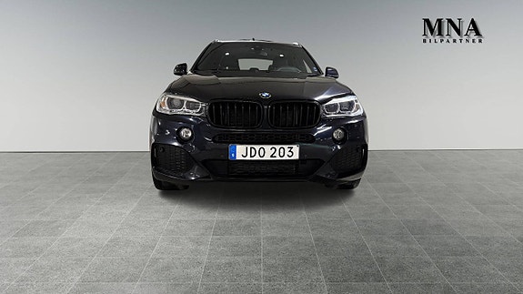 BMW X5 8 of 19