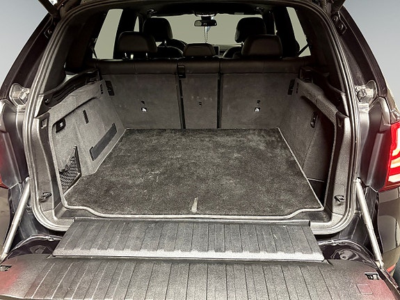 BMW X5 13 of 19