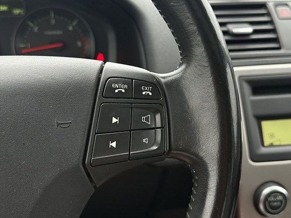 Volvo V50 28 of 30