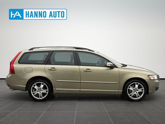 Volvo V50 6 of 30