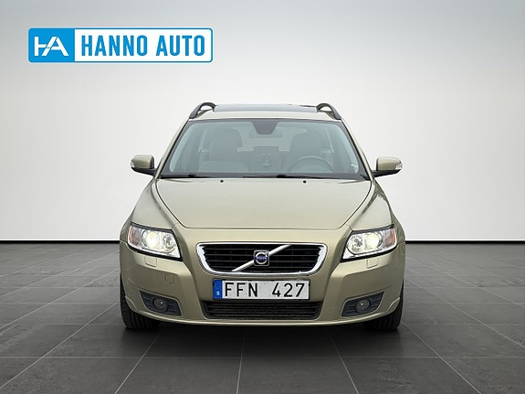 Volvo V50 8 of 30