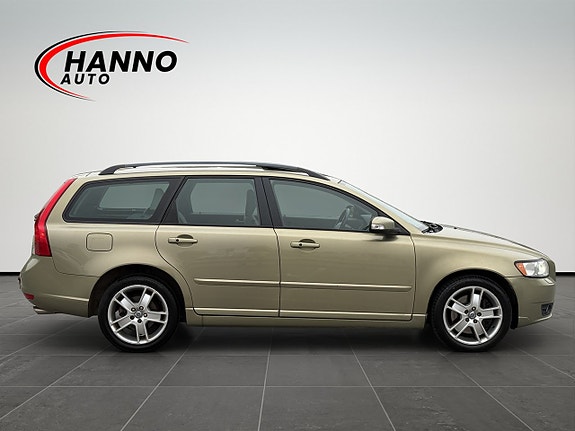 Volvo V50 6 of 30