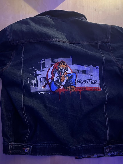 Product image 2 of 4