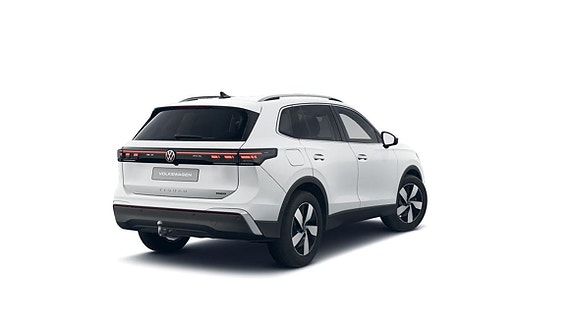 Volkswagen Tiguan 2 of 3