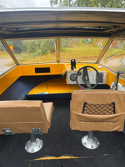 Vator ht 17 med evinrude 70hk med 80km/h trailer 2 of 5