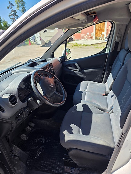 Citroen Berlingo 3 of 8