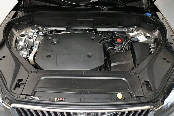 Volvo XC90 12 of 24