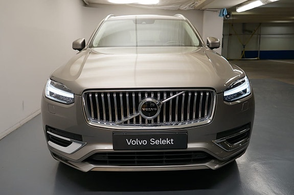 Volvo XC90 23 of 24