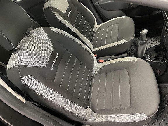 Dacia Sandero Stepway 8 of 17