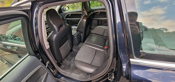 Volvo V70 7 of 7