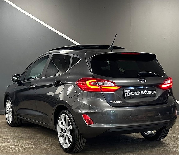Ford Fiesta 6 of 18