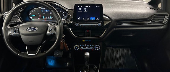 Ford Fiesta 14 of 18