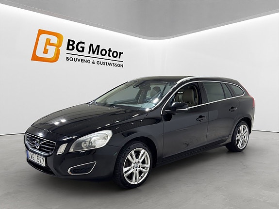 Volvo V60 8 of 23