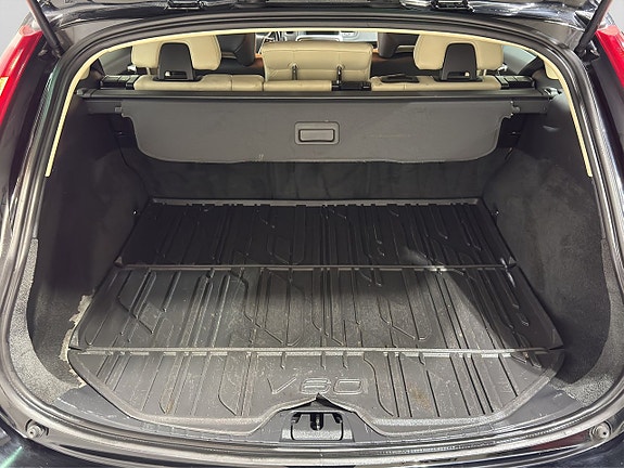 Volvo V60 12 of 23