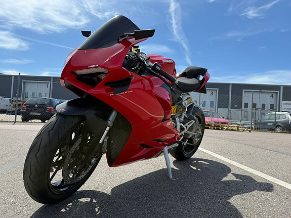Ducati Panigale V2 5 of 5