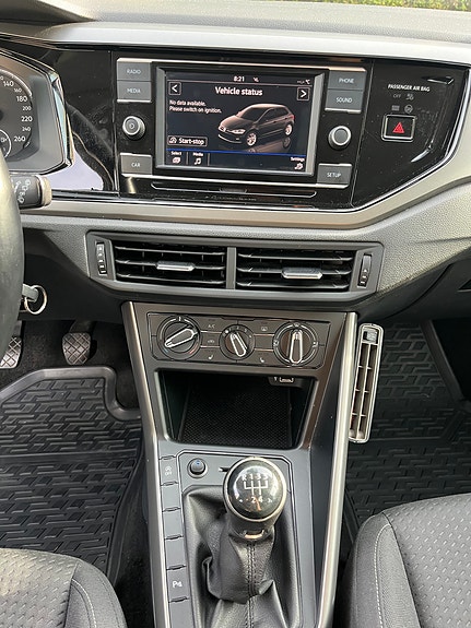 Volkswagen Polo 8 of 15