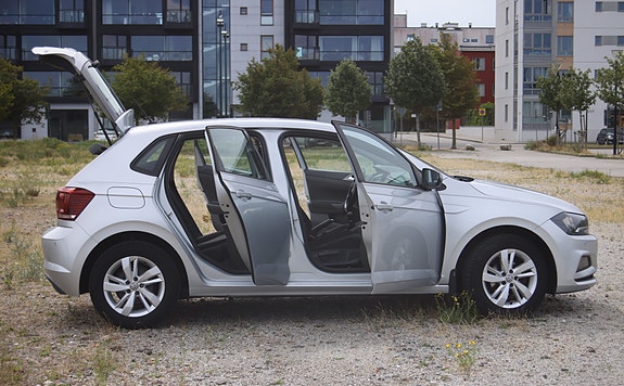 Volkswagen Polo 9 of 15