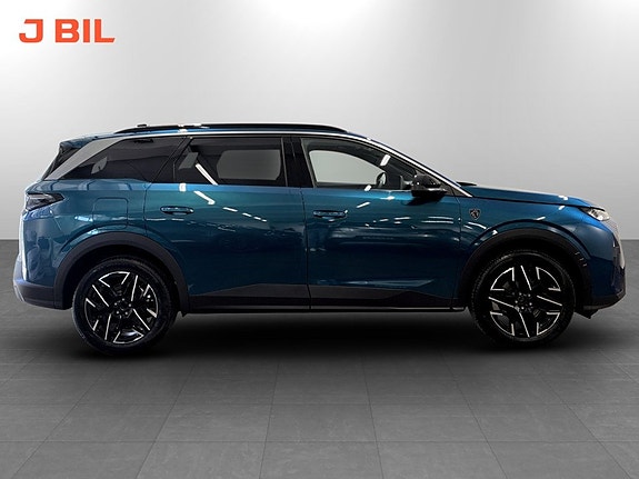 Peugeot 5008 2 of 14
