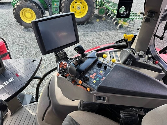 Case IH Maxxum 150 CVXDrive 5 of 9