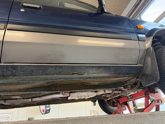 Nissan Bluebird 19 of 23
