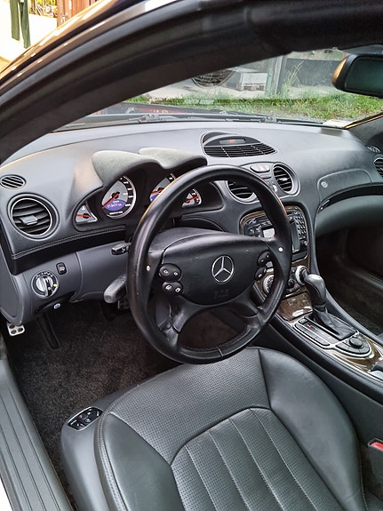 Mercedes-Benz SL55 8 of 10