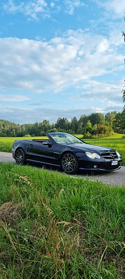 Mercedes-Benz SL55 2 of 9
