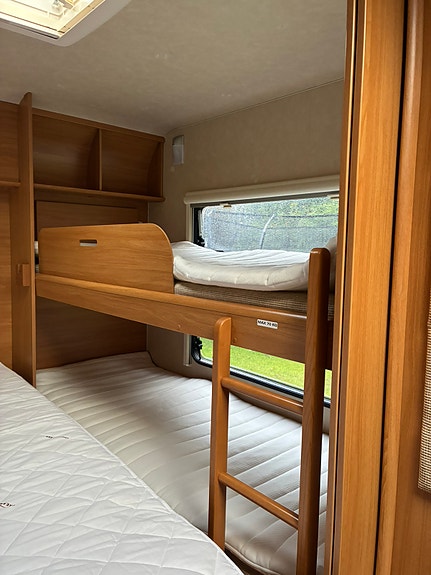 Adria CLASSICA 563 UK 4 of 7