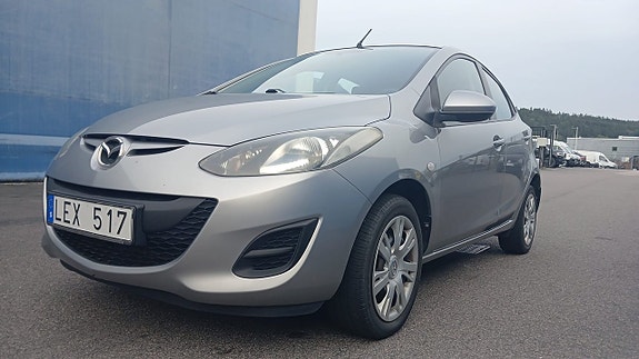 Mazda 2 6 of 13