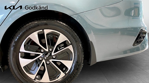 Kia Ceed 9 of 9