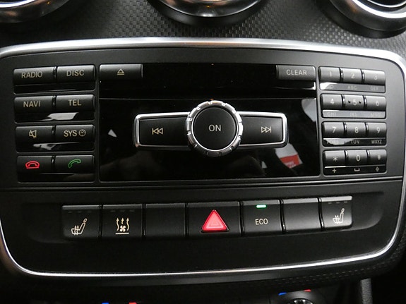 Mercedes-Benz A200 10 of 16