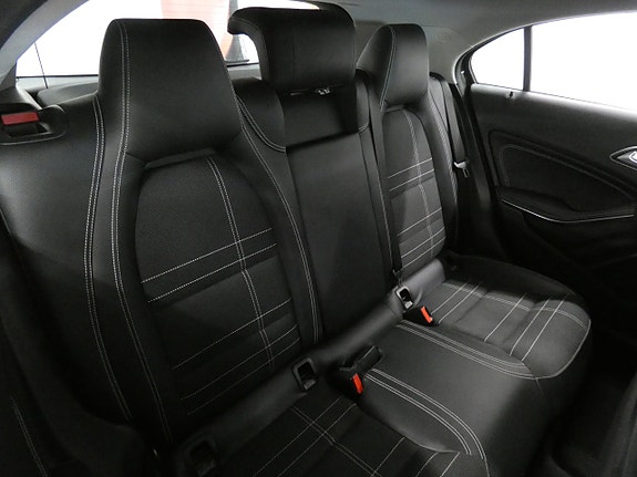 Mercedes-Benz A200 15 of 16