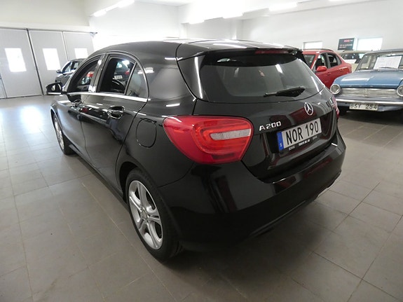 Mercedes-Benz A200 4 of 16