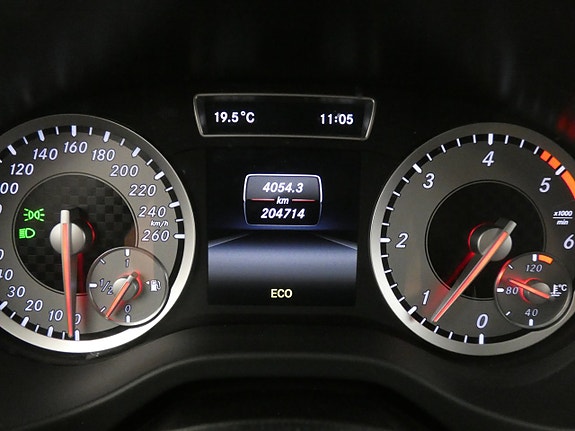 Mercedes-Benz A200 8 of 16