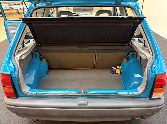 Opel Corsa 9 of 11