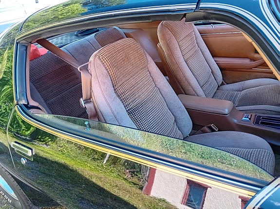 Pontiac Trans Am 2 of 9