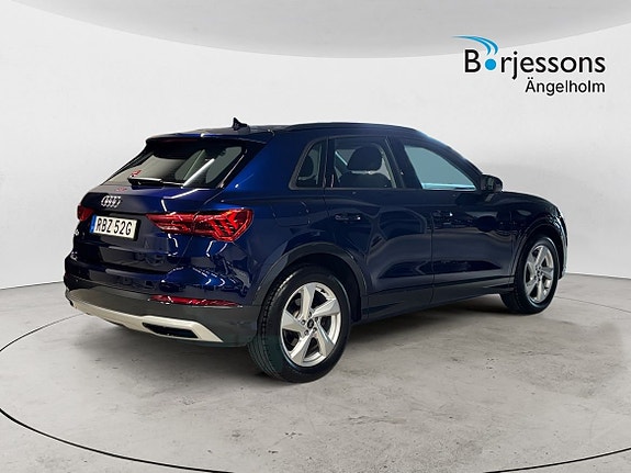 Audi Q3 3 of 14