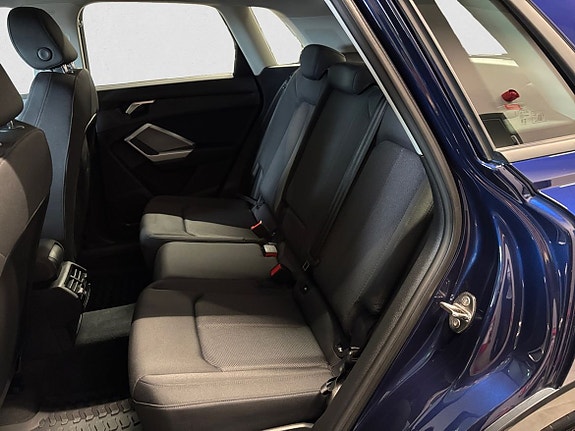 Audi Q3 11 of 14
