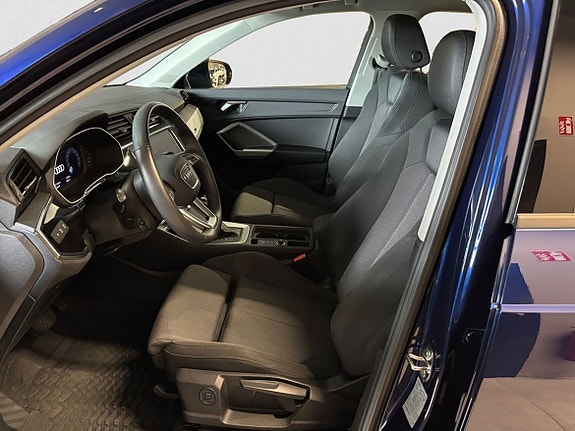Audi Q3 7 of 14