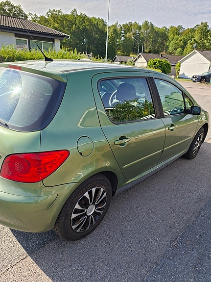 Peugeot 307 4 of 5