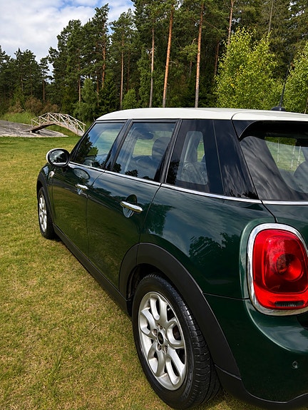 MINI Cooper 4 of 11