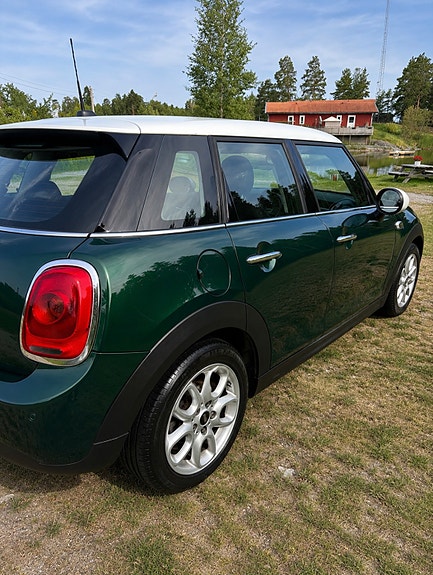 MINI Cooper 3 of 11