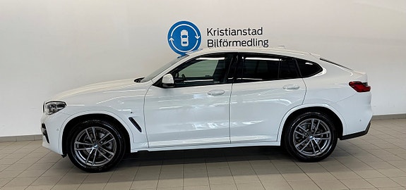 BMW X4 3 of 11