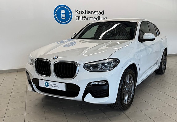 BMW X4 2 of 11