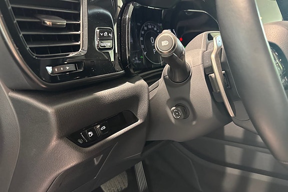 Lexus NX450h+ 21 of 25