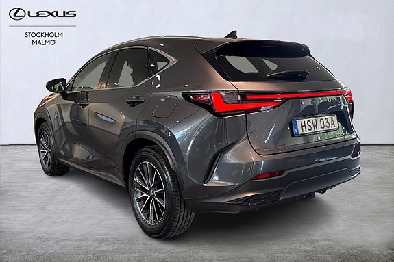 Lexus NX450h+ 2 of 25